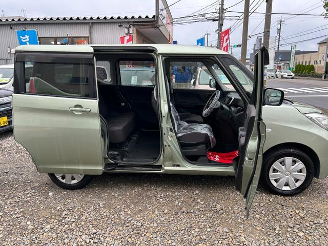 ソリオ Ｇ　車検２年　ナビ　バックカメラ　ＦＭ　ＡＭ　ＣＤ　ＤＶＤ　ＢＬＵＥＴＯＯＴＨ　電動スライドドア　シートヒーター　キーレス　プッシュスタート　電動格納ミラー　パワーウィンドウ　バイザー　ＡＢＳ　ＣＶＴ（22枚目）