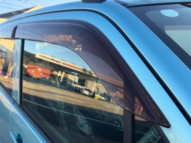 ワゴンR FX 車検2年付き 新品バッテリー 純正CDチューナーデッキ AM FM 電動格納ミラー ベンチシート アームレスト 運転席側オートパワーウィンドウ ABS タイミングチェーン(9枚目)