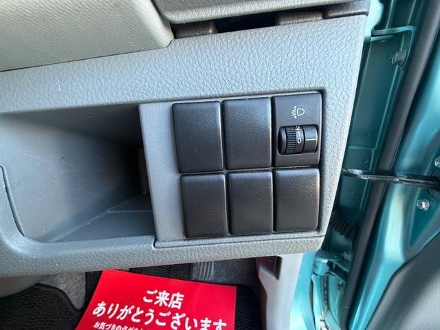 ワゴンR FX 車検2年付き 新品バッテリー 純正CDチューナーデッキ AM FM 電動格納ミラー ベンチシート アームレスト 運転席側オートパワーウィンドウ ABS タイミングチェーン(26枚目)