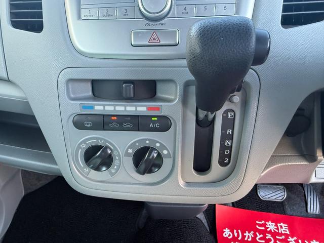 ワゴンR FX 車検2年付き 新品バッテリー 純正CDチューナーデッキ AM FM 電動格納ミラー ベンチシート アームレスト 運転席側オートパワーウィンドウ ABS タイミングチェーン(33枚目)