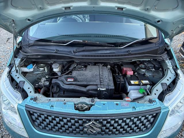 ワゴンR FX 車検2年付き 新品バッテリー 純正CDチューナーデッキ AM FM 電動格納ミラー ベンチシート アームレスト 運転席側オートパワーウィンドウ ABS タイミングチェーン(35枚目)