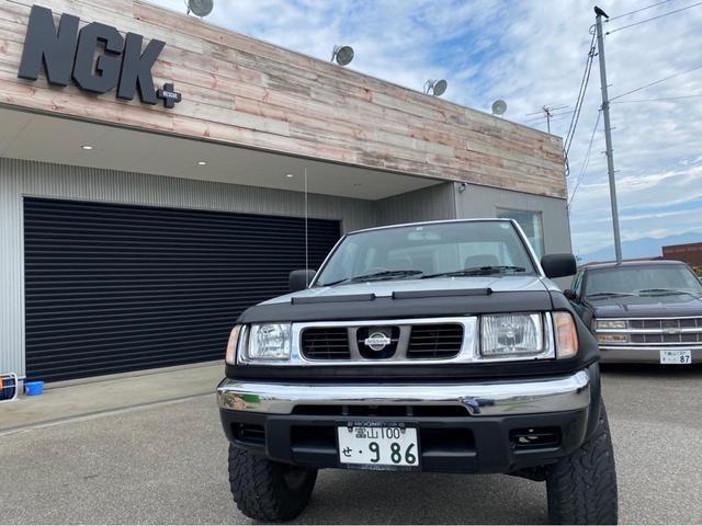 WキャブAX-G フルUS仕様 希少パーツ リフトアップ4WD トラック MT ナビ アルミホイール エアコン パワーステアリング パワーウィンドウ(24枚目)