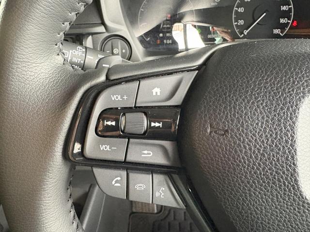 ＷＲ－Ｖ Ｚブラックスタイル　ナビ・Ｂｌｕｅｔｏｏｔｈ・フルセグＴＶ・ＦＭＡＭチューナー・ＵＳＢ・リアカメラ・ＥＴＣ・ＬＥＤ・オートライト・フォグライト・本革ステアリング・パドルシフト（16枚目）