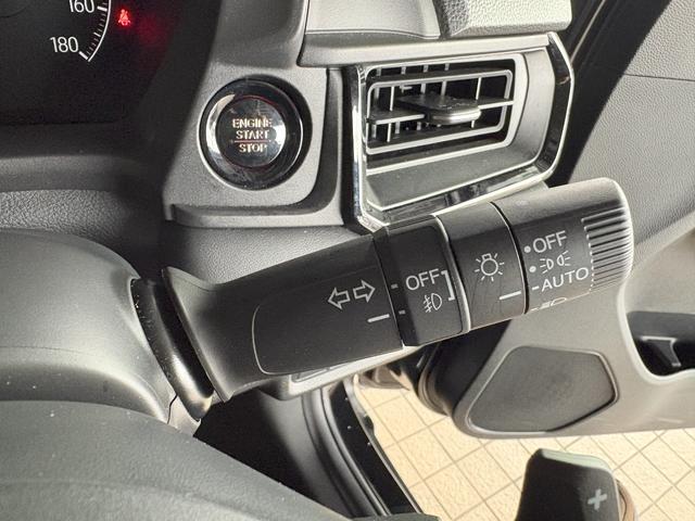 ＷＲ－Ｖ Ｚブラックスタイル　ナビ・Ｂｌｕｅｔｏｏｔｈ・フルセグＴＶ・ＦＭＡＭチューナー・ＵＳＢ・リアカメラ・ＥＴＣ・ＬＥＤ・オートライト・フォグライト・本革ステアリング・パドルシフト（17枚目）