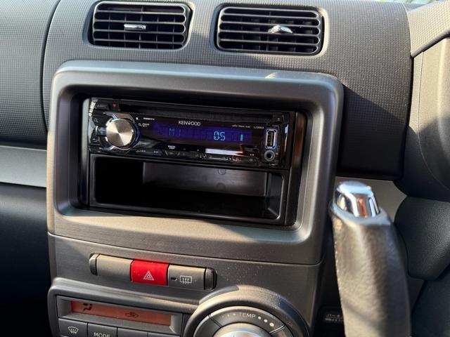 ムーヴコンテ カスタム　Ｇ　ＨＩＤ　スマートキー　アイドリングストップ　ベンチシート　ＣＶＴ　盗難防止システム　ＡＢＳ　　アルミホイール　衝突安全ボディ　エアコン　パワーステアリング　パワーウィンドウ（3枚目）