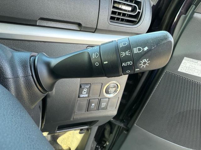タント カスタムＸ　スマートキー　運転席エアバック　助手席エアバック　パワステ　パワーウインドウ　　オートライト　片側パワースライドドア　アイドリングストップ　電動格納ミラー（3枚目）