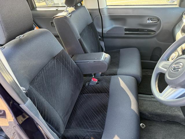 タント カスタムＸ　スマートキー　運転席エアバック　助手席エアバック　パワステ　パワーウインドウ　　オートライト　片側パワースライドドア　アイドリングストップ　電動格納ミラー（7枚目）