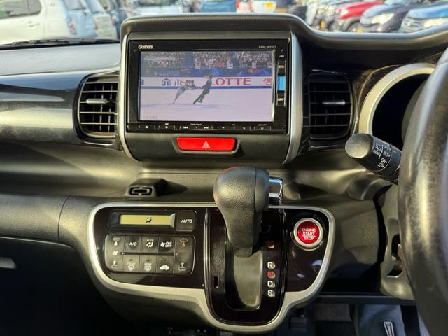 N-BOXカスタム G・ターボLパッケージ(4枚目)