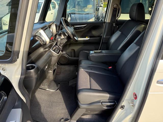 N-BOXカスタム G・ターボLパッケージ(8枚目)