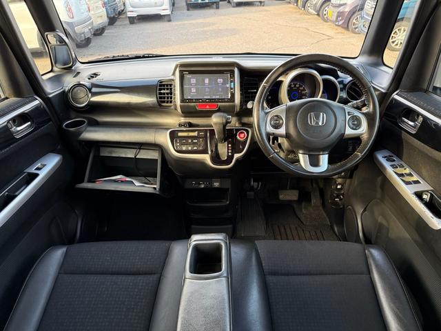 N-BOXカスタム G・ターボLパッケージ(10枚目)