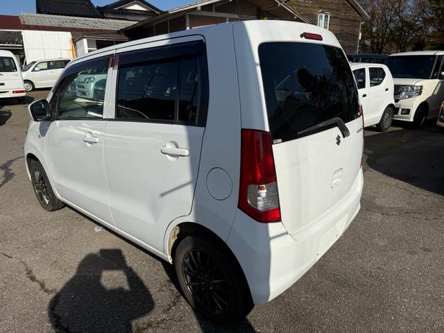 ワゴンR FX 5速ミッション キーレスエントリー 2年車検付き CDデッキ 電動格納ドアミラー 盗難防止装置 ABS 運転席助手席エアバック(9枚目)