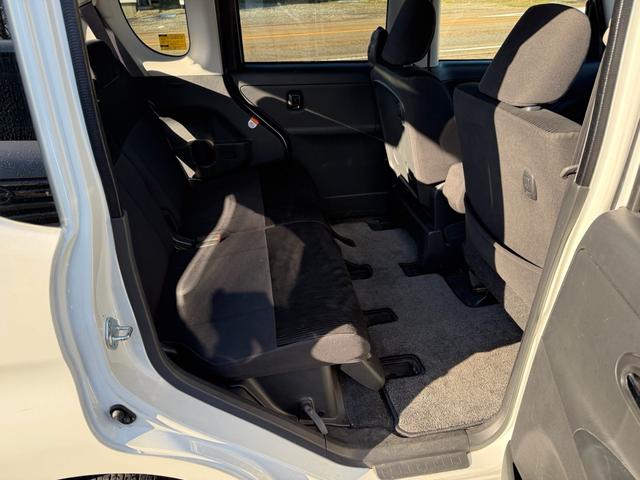 タント カスタムＸ　４ＷＤ（9枚目）