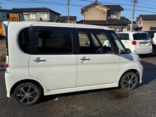 タント カスタムＸ　４ＷＤ（12枚目）