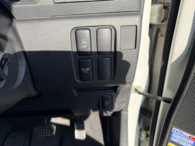 タント カスタムＸ　４ＷＤ（18枚目）