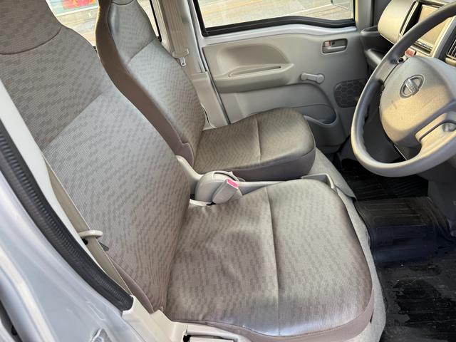 NV100クリッパーバン DX 4WD(19枚目)