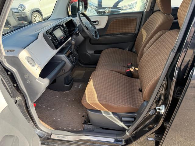 モコ Ｇ　ＦＯＵＲ　エアロスタイル　４ＷＤ　ターボ（4枚目）