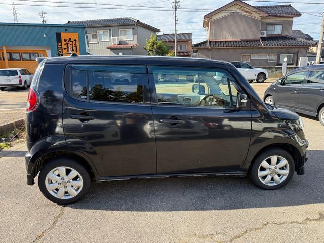 モコ Ｇ　ＦＯＵＲ　エアロスタイル　４ＷＤ　ターボ（8枚目）