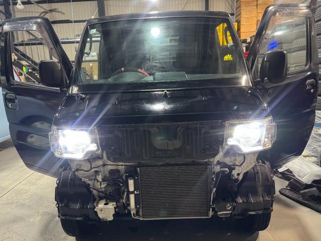 ミニキャブトラック 　ＪＡスーパーカスタム　４ＷＤ　エアコン　パワステ　５ＭＴ　ＭＡＣカスタム２トンカラー　新品シートカバー　新品ＬＥＤライト　オリジナルエンブレム　Ｆバンパーチップ塗装　車内オゾン除菌クリーニング（63枚目）