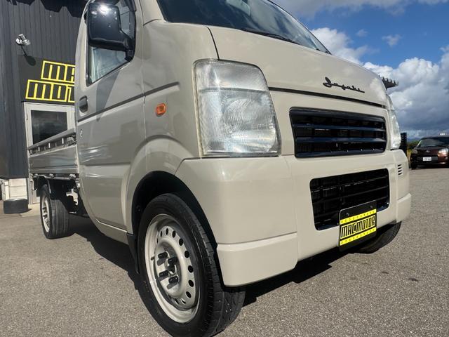 キャリイトラック KC 4WD 5MT エアコン パワステ MACカスタム2トン オーディオパック装備 カスタム14インチ鉄チン 新品LEDライト シートカバー レトロエンブレムカッティング グリル塗分け 車内クリーニング(10枚目)