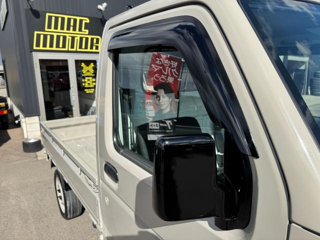 キャリイトラック KC 4WD 5MT エアコン パワステ MACカスタム2トン オーディオパック装備 カスタム14インチ鉄チン 新品LEDライト シートカバー レトロエンブレムカッティング グリル塗分け 車内クリーニング(13枚目)