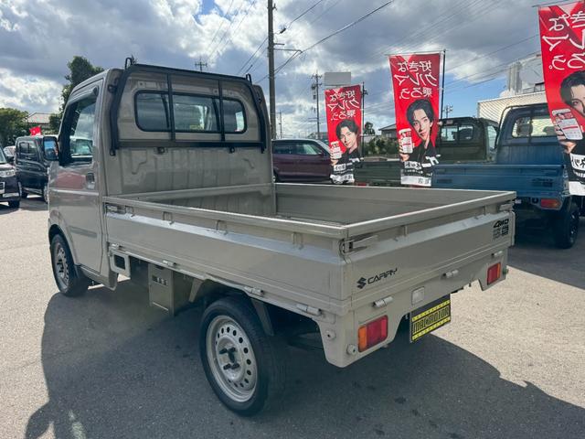 キャリイトラック KC 4WD 5MT エアコン パワステ MACカスタム2トン オーディオパック装備 カスタム14インチ鉄チン 新品LEDライト シートカバー レトロエンブレムカッティング グリル塗分け 車内クリーニング(16枚目)