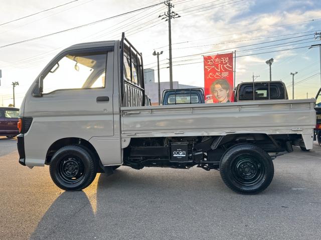 ハイゼットトラック 天晴 4WD HiLOW切替 5MT MACカスタム2トンカラー ベージュグレー バイザーミラー鉄チンブラック オリジナルエンブレム 車内抗菌オゾン除菌クリーニング(14枚目)