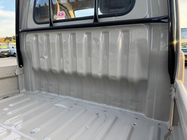 ハイゼットトラック 天晴 4WD HiLOW切替 5MT MACカスタム2トンカラー ベージュグレー バイザーミラー鉄チンブラック オリジナルエンブレム 車内抗菌オゾン除菌クリーニング(24枚目)