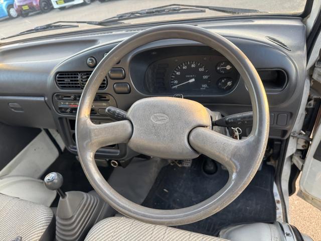 ハイゼットトラック 天晴 4WD HiLOW切替 5MT MACカスタム2トンカラー ベージュグレー バイザーミラー鉄チンブラック オリジナルエンブレム 車内抗菌オゾン除菌クリーニング(35枚目)