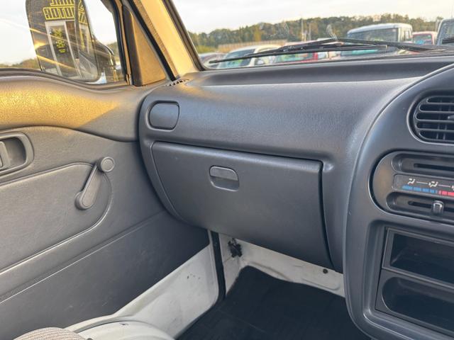 ハイゼットトラック 天晴 4WD HiLOW切替 5MT MACカスタム2トンカラー ベージュグレー バイザーミラー鉄チンブラック オリジナルエンブレム 車内抗菌オゾン除菌クリーニング(38枚目)