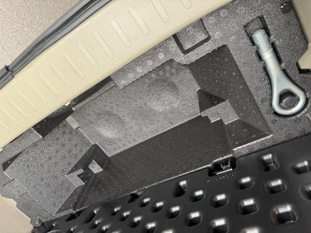 ムーヴ Ｌ　キーレスエントリー　アイドリングストップ　衝突安全ボディ　ベンチシート　フルフラット　走行３００００Ｋ　車内オゾン除菌抗菌クリーニング　コーティング済（52枚目）