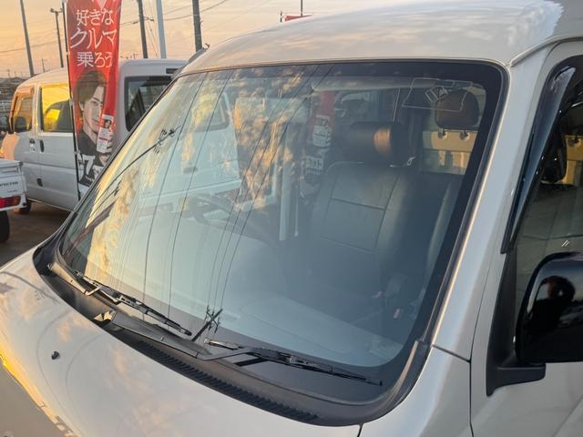 ハイゼットカーゴ デッキバン　４ＷＤ　オートマ　パワステ　ＭＡＣカスタム２トンカラー　アトレーフェイス加工　新品Ｈ／ＬポジションＬＥＤライト　ワンセグＮＡＶＩＢｌｕｅｔｏｏｔｈ　パーツラプター塗装　新シートカバー　バイザー　マット（8枚目）