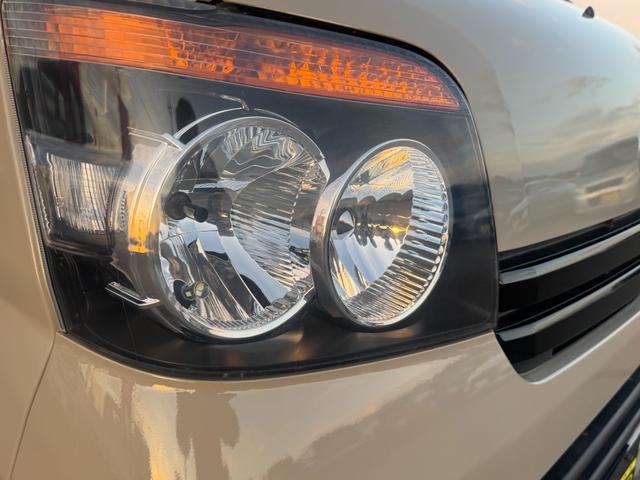 ハイゼットカーゴ デッキバン　４ＷＤ　オートマ　パワステ　ＭＡＣカスタム２トンカラー　アトレーフェイス加工　新品Ｈ／ＬポジションＬＥＤライト　ワンセグＮＡＶＩＢｌｕｅｔｏｏｔｈ　パーツラプター塗装　新シートカバー　バイザー　マット（10枚目）