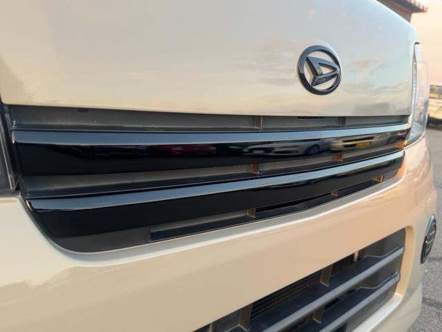 ハイゼットカーゴ デッキバン　４ＷＤ　オートマ　パワステ　ＭＡＣカスタム２トンカラー　アトレーフェイス加工　新品Ｈ／ＬポジションＬＥＤライト　ワンセグＮＡＶＩＢｌｕｅｔｏｏｔｈ　パーツラプター塗装　新シートカバー　バイザー　マット（11枚目）