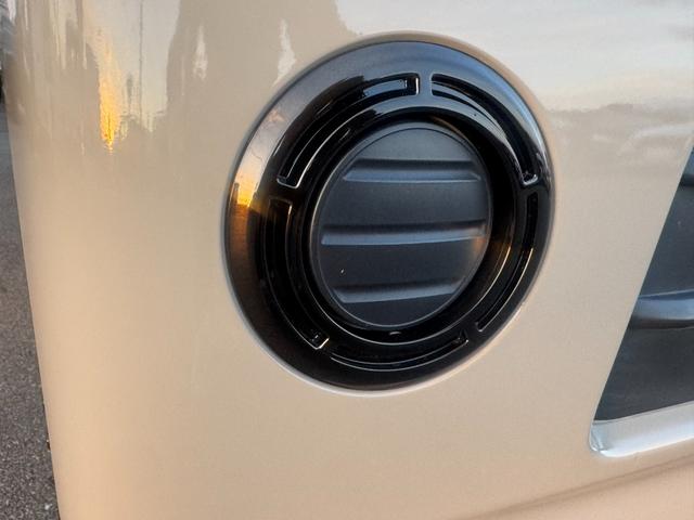 ハイゼットカーゴ デッキバン　４ＷＤ　オートマ　パワステ　ＭＡＣカスタム２トンカラー　アトレーフェイス加工　新品Ｈ／ＬポジションＬＥＤライト　ワンセグＮＡＶＩＢｌｕｅｔｏｏｔｈ　パーツラプター塗装　新シートカバー　バイザー　マット（12枚目）