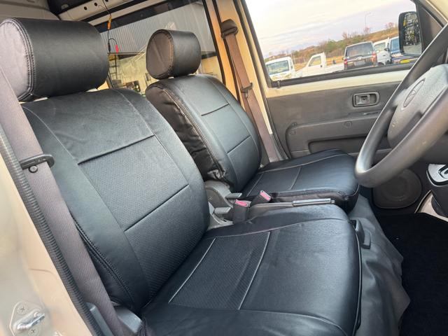 ハイゼットカーゴ デッキバン　４ＷＤ　オートマ　パワステ　ＭＡＣカスタム２トンカラー　アトレーフェイス加工　新品Ｈ／ＬポジションＬＥＤライト　ワンセグＮＡＶＩＢｌｕｅｔｏｏｔｈ　パーツラプター塗装　新シートカバー　バイザー　マット（46枚目）