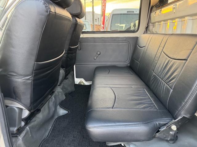 ハイゼットカーゴ デッキバン　４ＷＤ　オートマ　パワステ　ＭＡＣカスタム２トンカラー　アトレーフェイス加工　新品Ｈ／ＬポジションＬＥＤライト　ワンセグＮＡＶＩＢｌｕｅｔｏｏｔｈ　パーツラプター塗装　新シートカバー　バイザー　マット（53枚目）