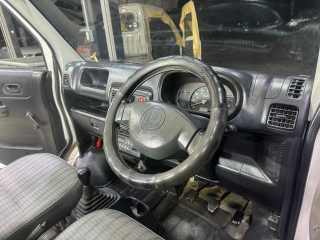 アクティトラック SDX 4WD エアコン パワステ 5MT MACカスタム2トンカラー ホビオスタイル 新品LEDライト F/バンパーチップ塗装 オリジナルエンブレム 車内抗菌オゾン除菌クリーニング(45枚目)