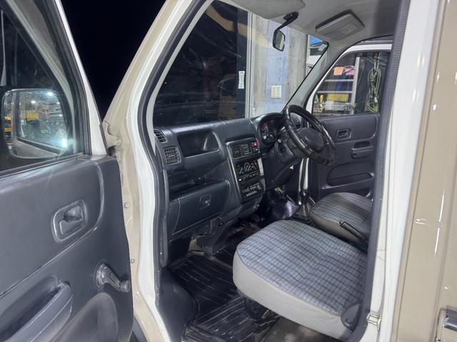 アクティトラック SDX 4WD エアコン パワステ 5MT MACカスタム2トンカラー ホビオスタイル 新品LEDライト F/バンパーチップ塗装 オリジナルエンブレム 車内抗菌オゾン除菌クリーニング(58枚目)