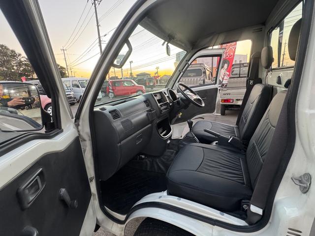 ハイゼットトラック スペシャル　４ＷＤ　エアコン　パワステ　５ＭＴ　ＭＡＣカスタム２トンカラー　１３ＡＷスタットレス　新品ＬＥＤライト　シートカバー　オリジナルエンブレム　Ｆバンパーチップ塗装　車内オゾン除菌クリーニング（58枚目）