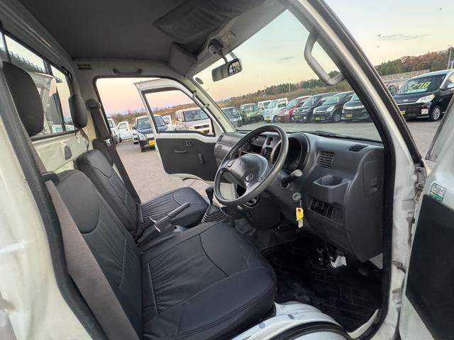 ハイゼットトラック スペシャル　４ＷＤ　エアコン　パワステ　５ＭＴ　ＭＡＣカスタム２トンカラー　１３ＡＷスタットレス　新品ＬＥＤライト　シートカバー　オリジナルエンブレム　Ｆバンパーチップ塗装　車内オゾン除菌クリーニング（59枚目）