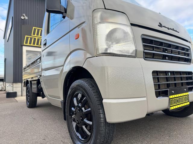 キャリイトラック KC 4WD 5MTエアコン パワステ MACカスタムペイント オーディオパック装備 Bluetooth 13AW 新品LEDライト シートカバー オリジナルエンブレム Fバンパーチップ塗装 グリル塗分け(12枚目)