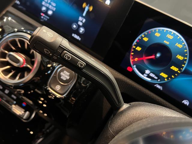 ＣＬＡ２００ｄ　シューティングブレーク　ＡＭＧライン　Ｓ／Ｒ　ＨＵＤ　本革　Ｐシートシートヒーター　ドラレコ　ＥＴＣ　１オナ　フロアマット　純正ＡＷ１８インチ(15枚目)