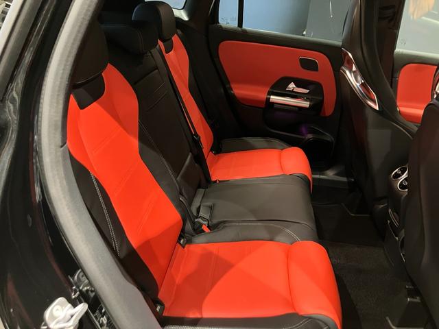 ＧＬＡクラス ＧＬＡ３５　４マチック　アドバンスドＰ　ＡＭＧパフォーマンスＰ　３６０°カメラ　パノラミックスライディングルーフ　メモリ付パワーシート　シートヒーター　ＨＵＤ　ＥＴＣ　電動リアゲート（28枚目）