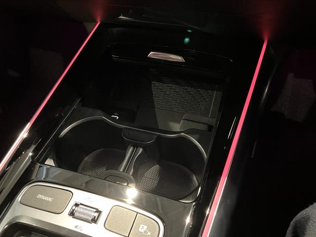 ＧＬＡクラス ＧＬＡ３５　４マチック　アドバンスドＰ　ＡＭＧパフォーマンスＰ　３６０°カメラ　パノラミックスライディングルーフ　メモリ付パワーシート　シートヒーター　ＨＵＤ　ＥＴＣ　電動リアゲート（31枚目）
