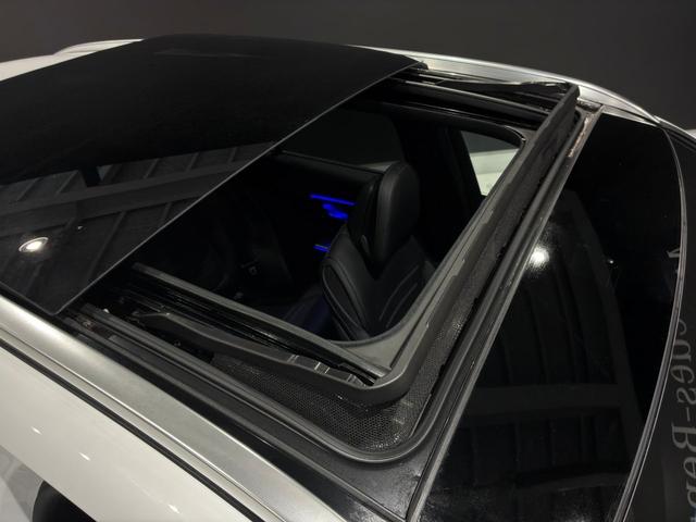 GLC GLC220d 4マチック ドライバーズパッケージ パノスラ AMGラインP ドライバーズP 360°カメラ ETC メモリ付Pシート シートヒーター Pリアゲート フットトランクオープナー 純正20AW 4WD LEDライト ワイヤレスチャージ(10枚目)