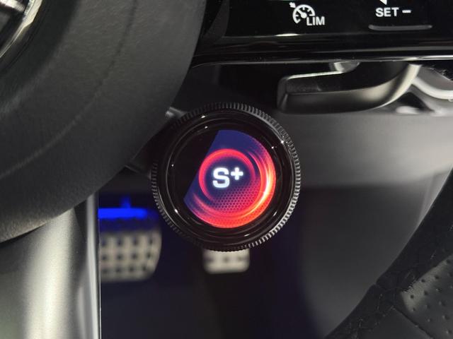 CLAクラス シューティングブレーク CLA35 4マチック シューティングブレーク アドバンスドP AMGパフォーマンスP パノスラ HUD 360°カメラ ETC 本革 純正20AW Brumester メモリ付きPシート シートヒーター Pリアゲート フットトランクオープナー(7枚目)