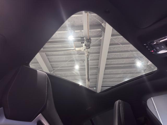 CLAクラス シューティングブレーク CLA35 4マチック シューティングブレーク アドバンスドP AMGパフォーマンスP パノスラ HUD 360°カメラ ETC 本革 純正20AW Brumester メモリ付きPシート シートヒーター Pリアゲート フットトランクオープナー(9枚目)