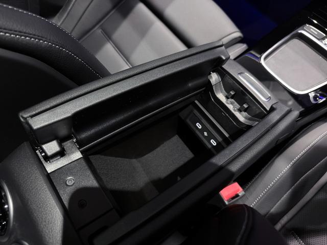CLAクラス シューティングブレーク CLA35 4マチック シューティングブレーク アドバンスドP AMGパフォーマンスP パノスラ HUD 360°カメラ ETC 本革 純正20AW Brumester メモリ付きPシート シートヒーター Pリアゲート フットトランクオープナー(39枚目)