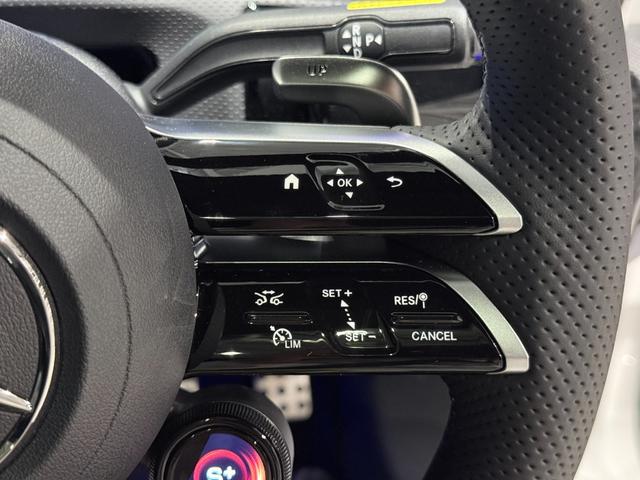 CLAクラス シューティングブレーク CLA35 4マチック シューティングブレーク アドバンスドP AMGパフォーマンスP パノスラ HUD 360°カメラ ETC 本革 純正20AW Brumester メモリ付きPシート シートヒーター Pリアゲート フットトランクオープナー(41枚目)