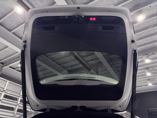 CLAクラス シューティングブレーク CLA35 4マチック シューティングブレーク アドバンスドP AMGパフォーマンスP パノスラ HUD 360°カメラ ETC 本革 純正20AW Brumester メモリ付きPシート シートヒーター Pリアゲート フットトランクオープナー(50枚目)